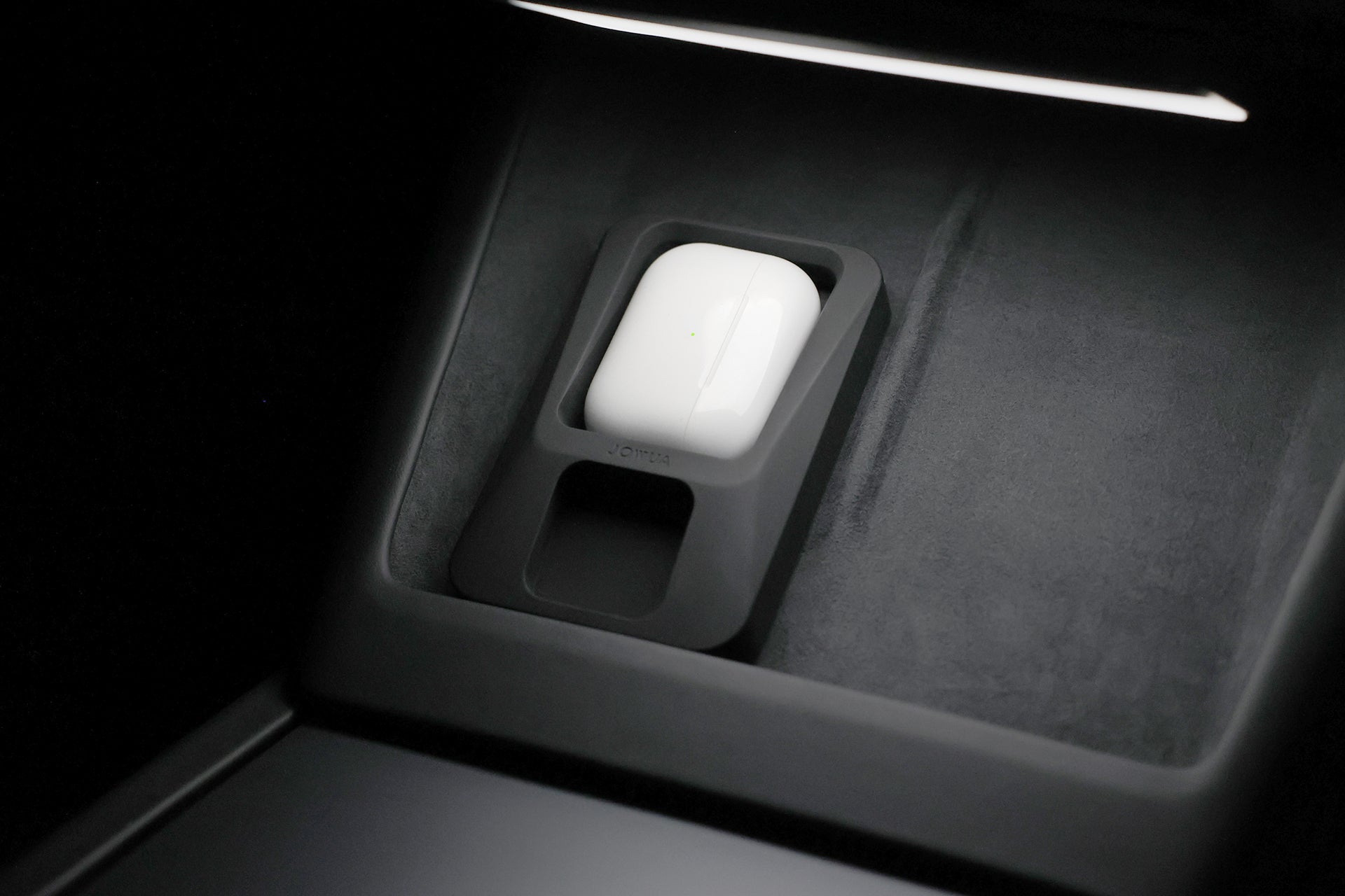 Tesla Charging Problem? Why AirPods & Apple Watch Don’t Work — Until Now