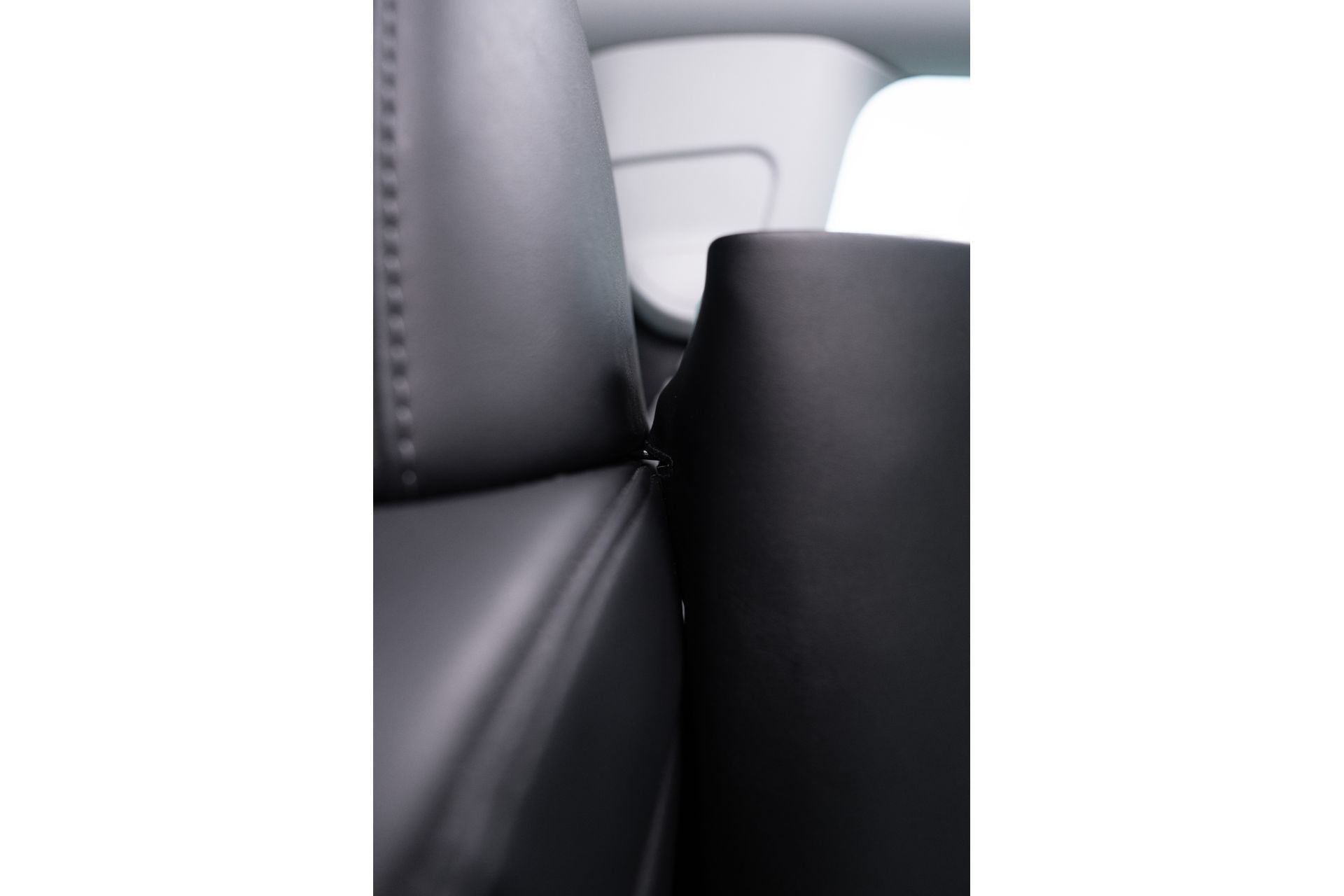 MagSafe Tissue Box behind driver seat black color