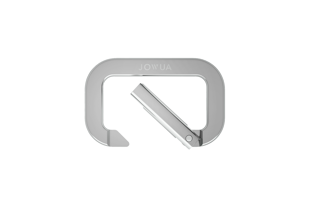 The Snap Hook Tesla Model S/3 from JOWUA is a metallic carabiner with a sleek, modern design that features easy opening and closing. Its rectangular shape includes a small lever or clasp on one side, making it ideal for organizing your Tesla Model S/3 sub-trunk compartment. The brand name "JOWUA" is elegantly engraved on the top.